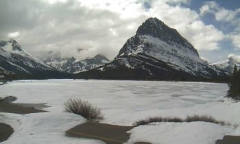 Crews begin plowing Glacier National Park roads