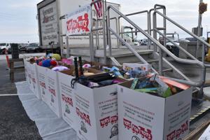 Hanford Vit Plant donates $22K to Toys for Tots