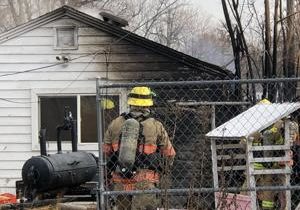 Kennewick Fire crews respond to garage fire off North Kent St Sunday afternoon