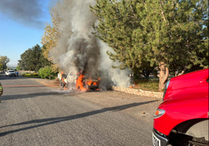 Truck burns on Rd 72 in Pasco