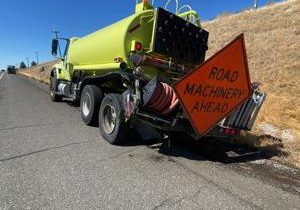 Car crashes into WSDOT equipment truck near Pasco