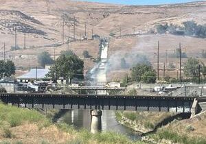 Residents on Marsh Road in Yakima under level 3 evacuations due to fire
