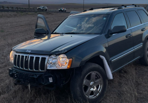 Suspects arrested in stolen Jeep after chase between Pasco and Finley