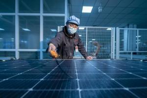 China’s solar goes from supremacy to oversupply