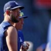 Dodgers pitcher Kershaw plans to return for 2025