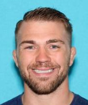 Pro fighter from Richland wanted for insurance fraud in Benton County