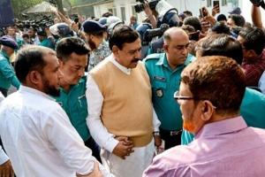 Bangladeshi ex-ministers face ‘massacre’ charges in court