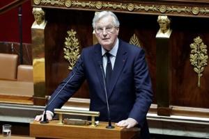 No-confidence vote draws France into new political crisis