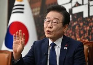 S. Korean democracy faces ‘most critical moment’, opposition leader tells AFP